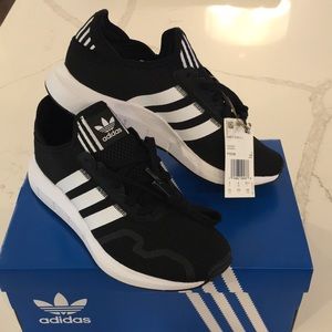 Adidas black/white running shoes